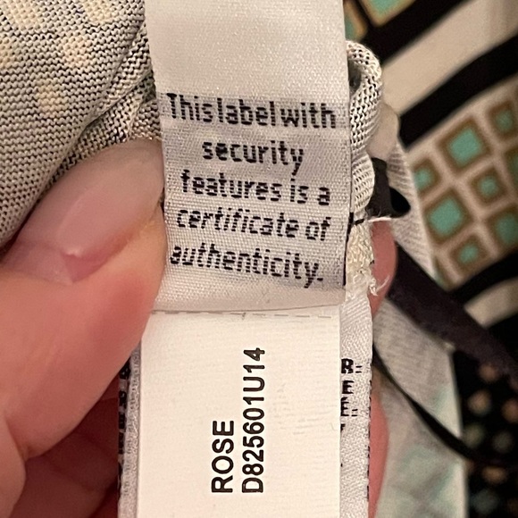 Dianne von Furstenberg Above the Knee Shift Dress - Picture 9 of 11